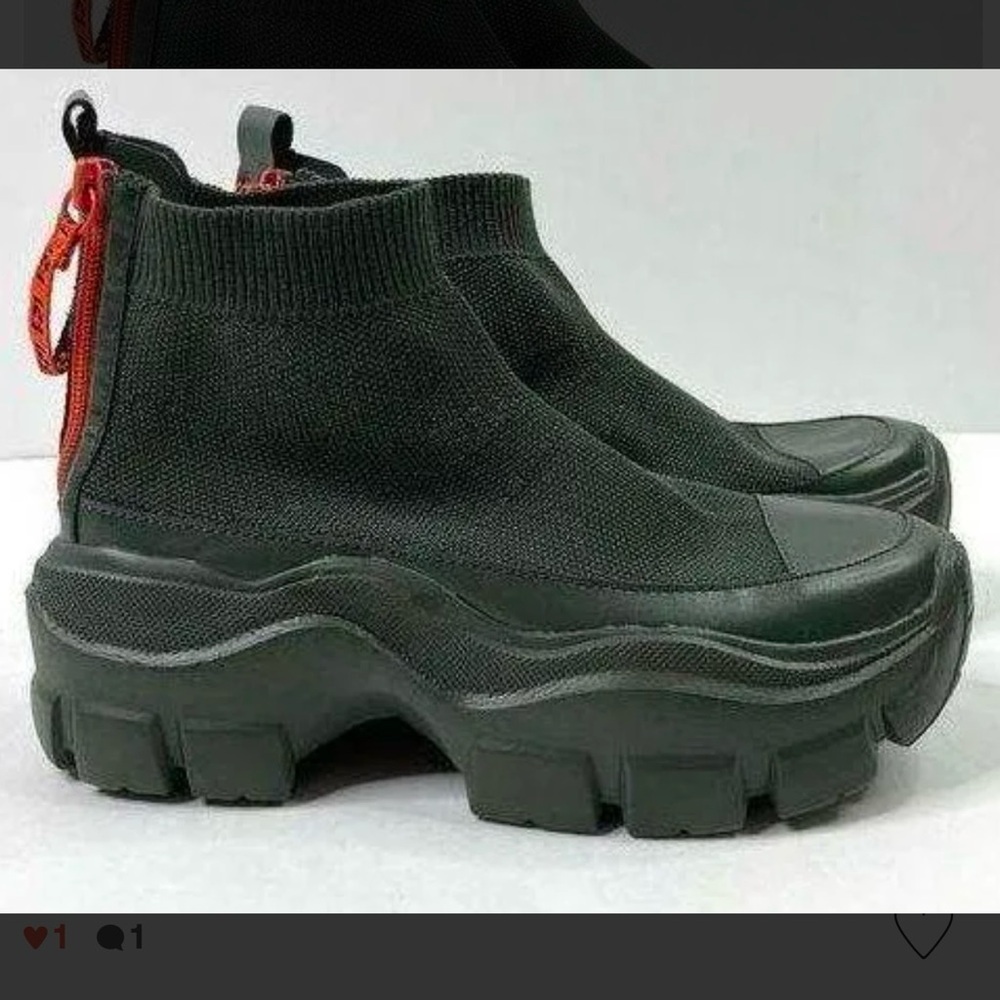 Forever 21 Chunky Knit Ankle Boots